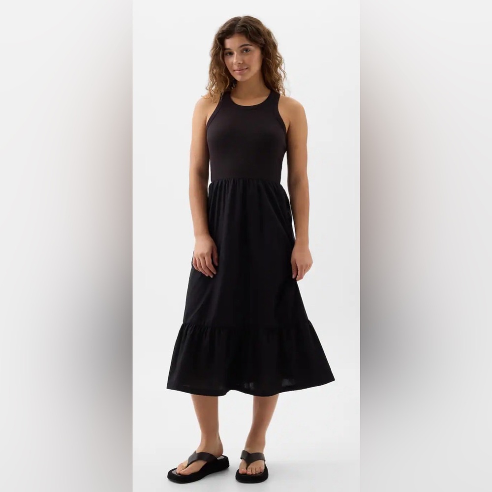 GAP Sleeveless Midi Dress